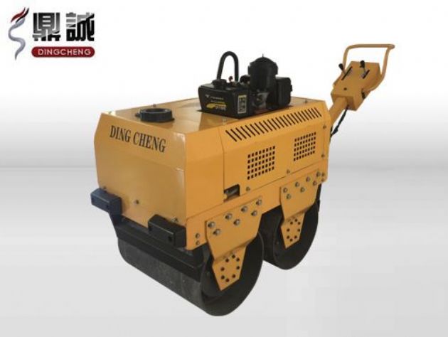 點(diǎn)擊查看詳細(xì)信息<br>標(biāo)題：DC-30C高配手扶式壓路機(jī) 閱讀次數(shù)：11923