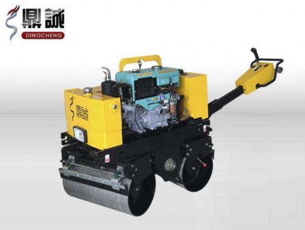 點(diǎn)擊查看詳細(xì)信息<br>標(biāo)題：DC-840-I全液壓手扶雙鋼輪壓路機(jī) 閱讀次數(shù)：13615